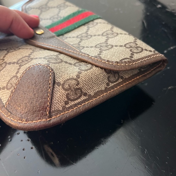 Small Gucci pouch - Picture 5 of 8